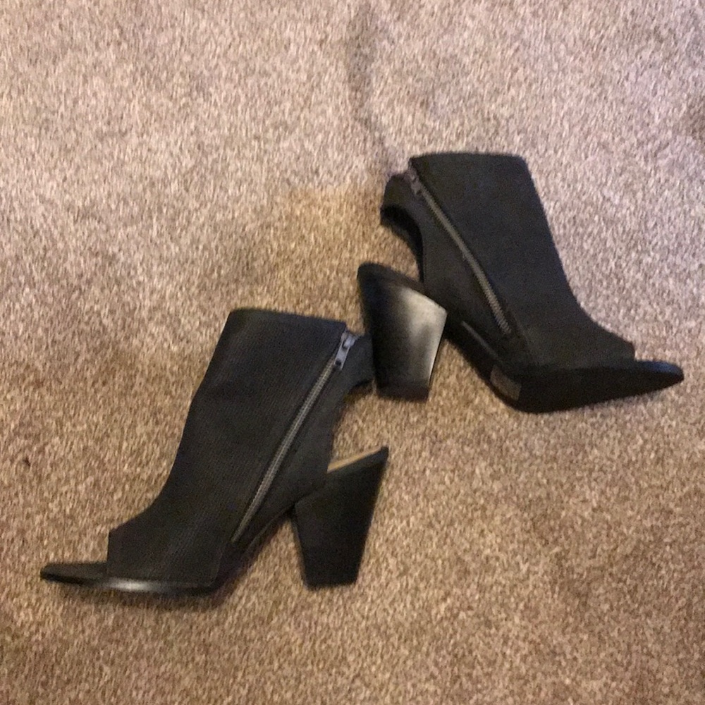 Women’s shoes - Picture 2 of 6